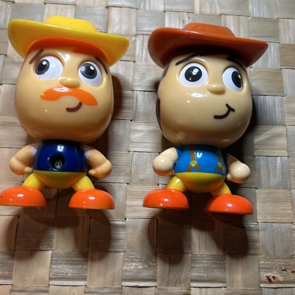 Vintage Plastic cowboy, sheriff and two animals - Picture 6 of 6